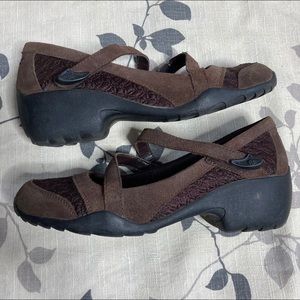 Natural Sport Mary Jane shoes